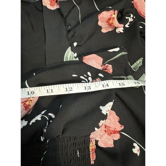 NWoT Minkpink Black  Floral Print Short Sleeve Playsuit Romper XS - Picture 8 of 8